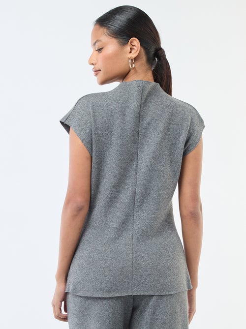 Camisola sem mangas com gola alta - Kiabi