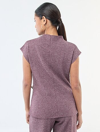 Camisola sem mangas com gola alta