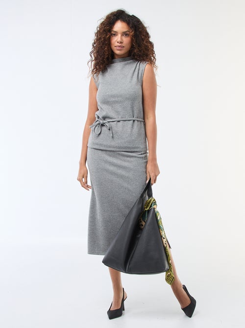 Camisola sem mangas em malha macia com gola alta - Kiabi