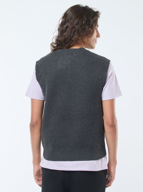 Camisola sem mangas em malha tricô e gola em V - Kiabi