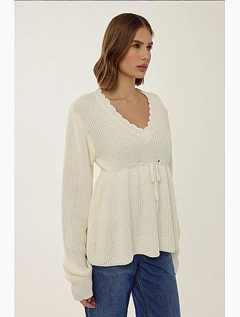 Camisola sliced com decote em v e detalhe com atilho hiccup