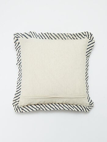 Capa de almofada com folhos (45 x 45 cm)