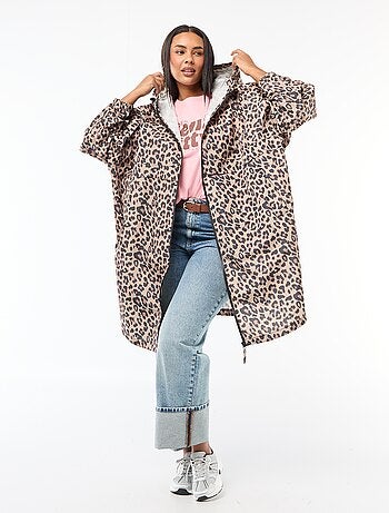 Capa de chuva repelente à água com capuz