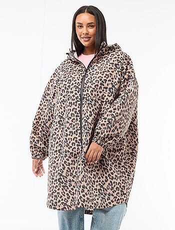 Capa de chuva repelente à água com capuz