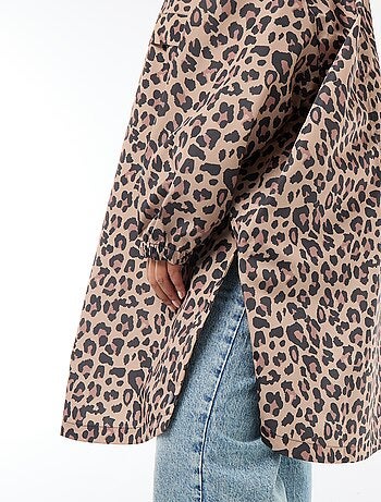 Capa de chuva repelente à água com capuz