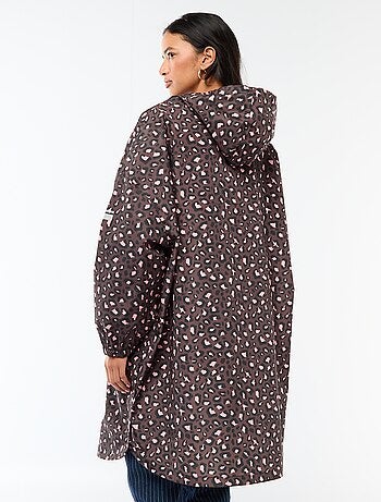 Capa de chuva repelente à água com capuz