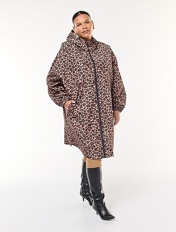 Capa de chuva repelente de água com estampado de leopardo