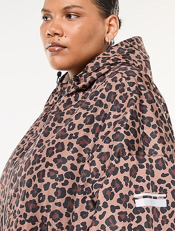 Capa de chuva repelente de água com estampado de leopardo