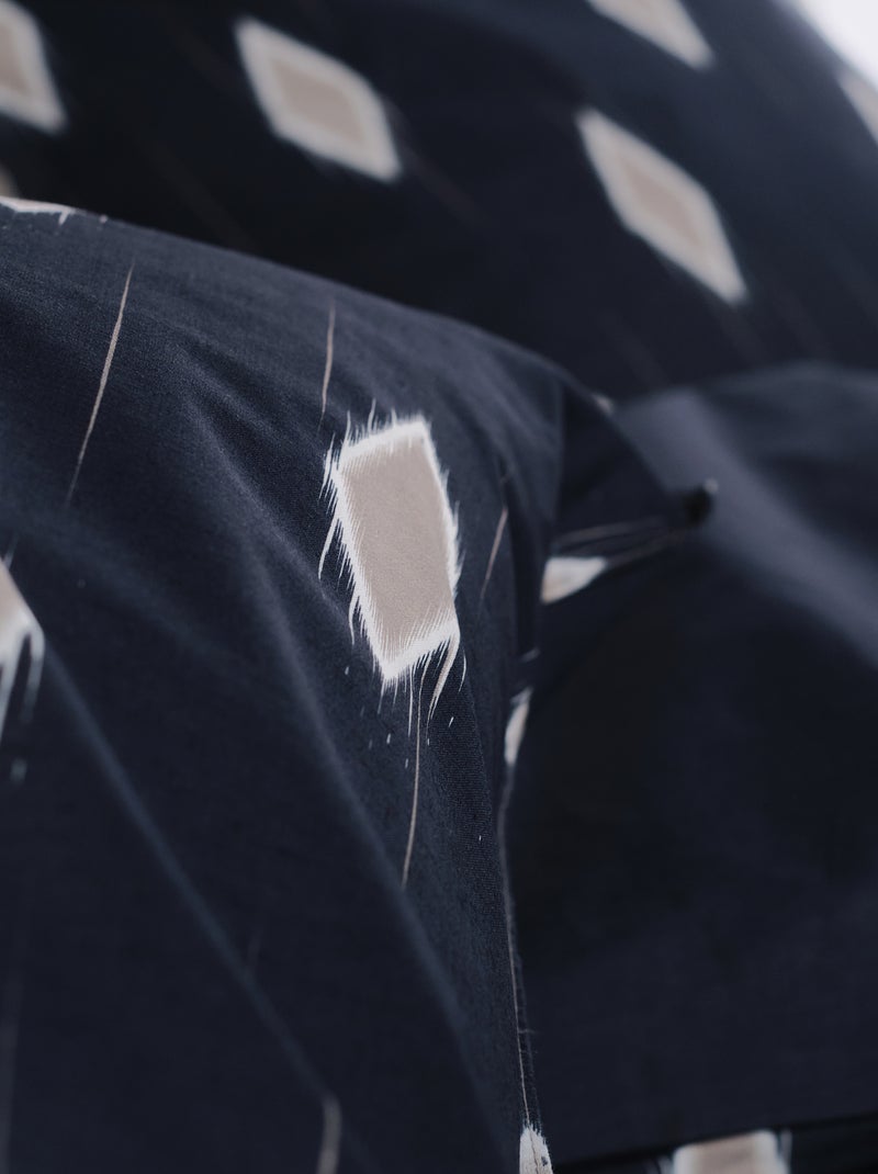 Capa de edredão + fronha 'ikat' - Casal Estampado Preto - Kiabi