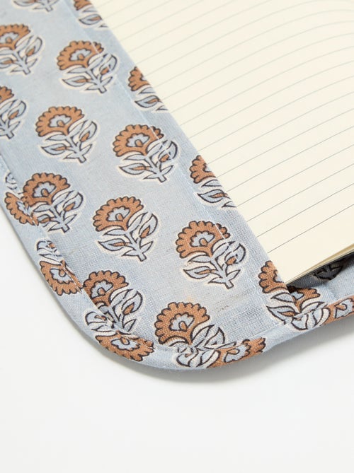 Capa para caderno - Kiabi Home - Kiabi Capa para caderno - Kiabi Home - Kiabi