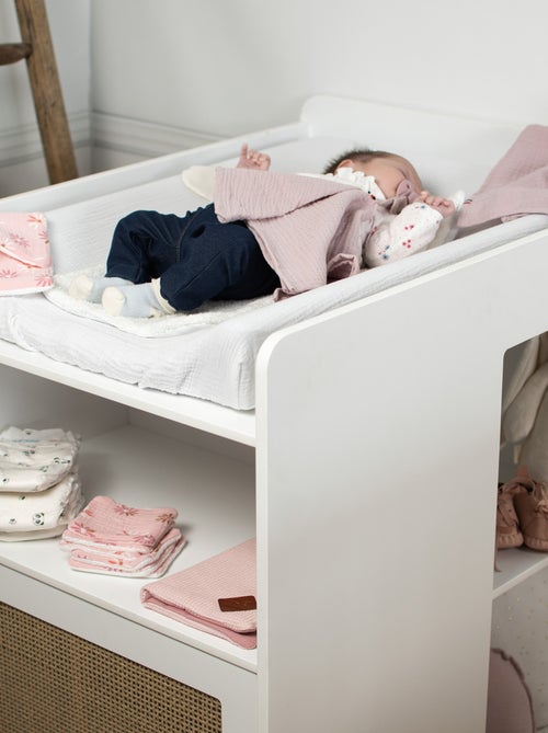 Capa para colchão de muda bebé + tapete em gaze de algodão | sevira kids - Kiabi Capa para colchão de muda bebé + tapete em gaze de algodão | sevira kids - Kiabi