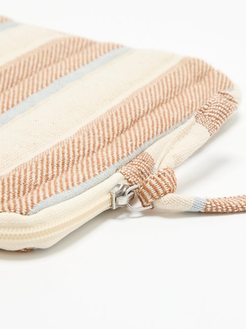 Capa para tablet - Kiabi Capa para tablet - Kiabi