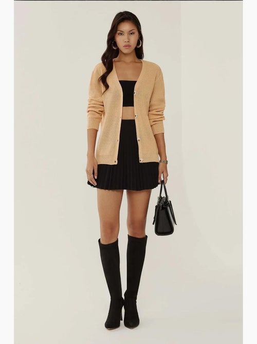 Cardigan com decote em v e botões hiccup - Kiabi Cardigan com decote em v e botões hiccup - Kiabi