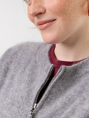 Cardigan com fecho 100% lã - Premium