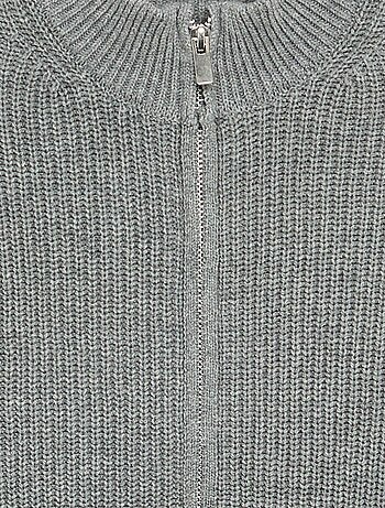 Cardigan com fecho e gola subida