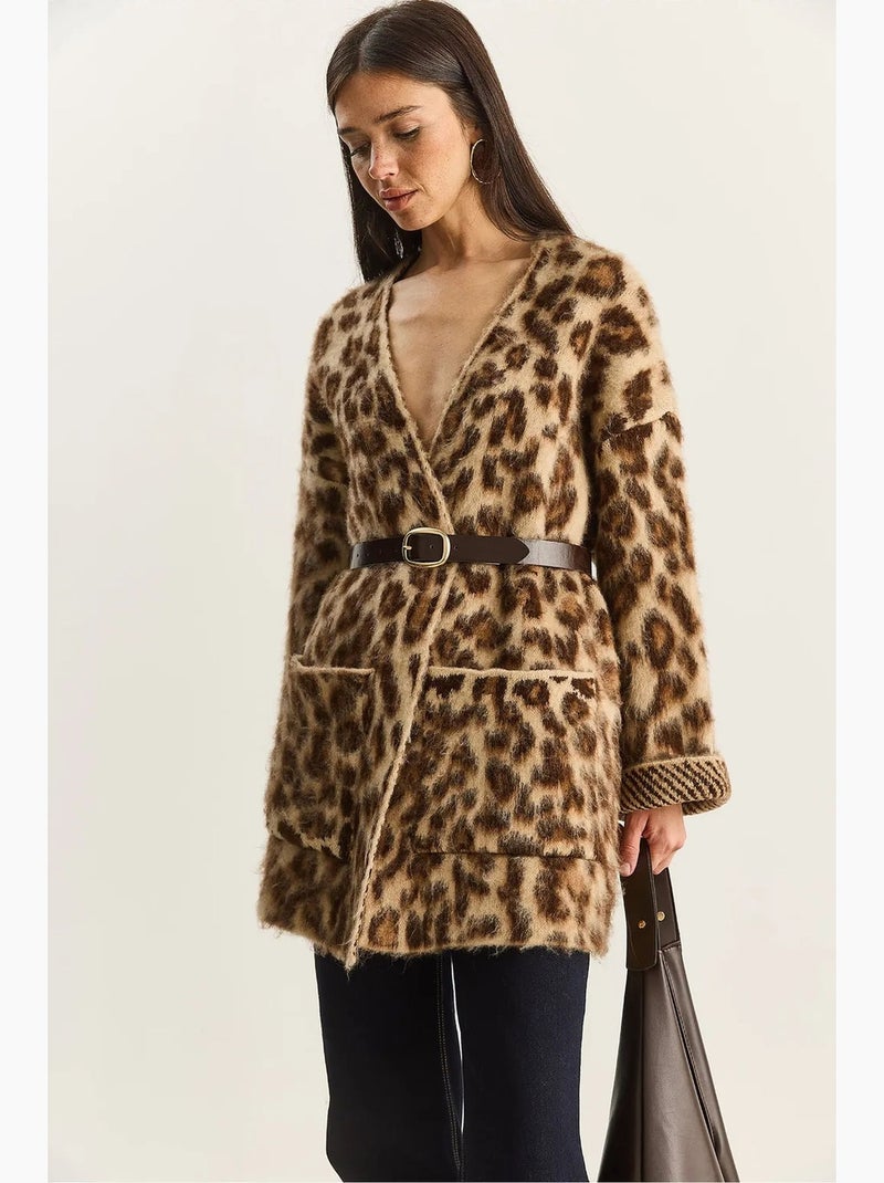 Cardigan comprido oversized com padrão leopardo e bolsos lucci Castanho-chocolate - Kiabi