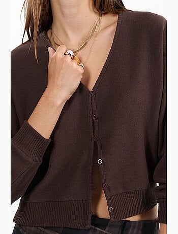 Cardigan curto canelado com decote em v busem