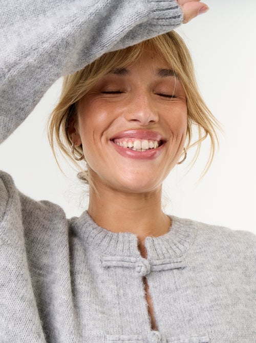 Cardigan de manga comprida com fecho de alamares - Kiabi