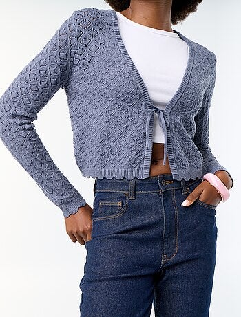 Cardigan em malha de croché vazada