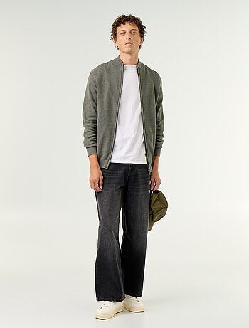 Cardigan em malha fina com fecho