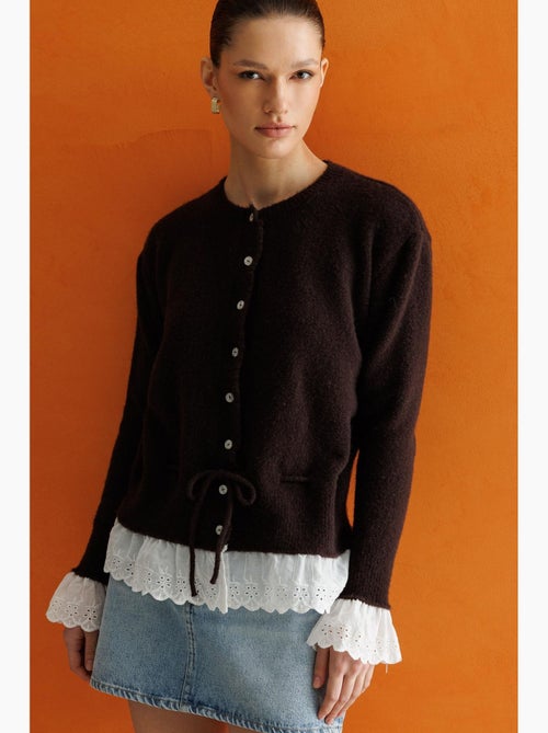 Cardigan feminino com gola redonda e botões mixray - Kiabi