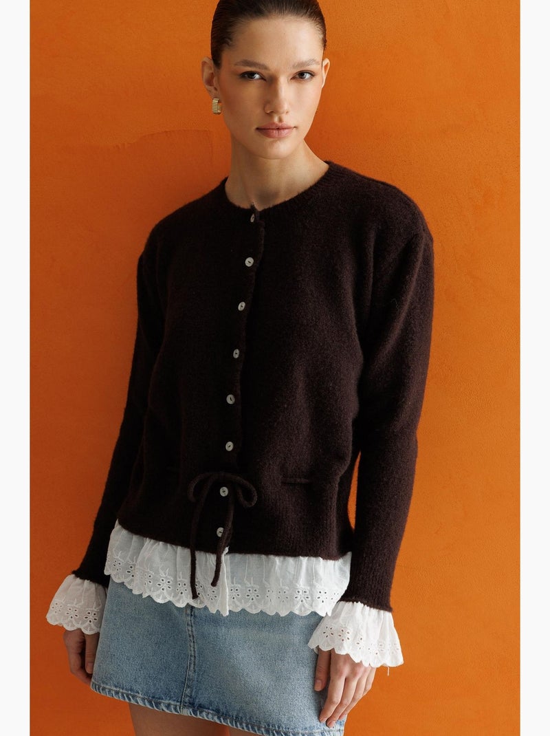 Cardigan feminino com gola redonda e botões mixray Castanho-chocolate - Kiabi