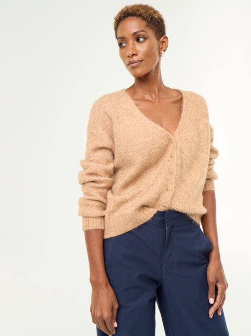 Cardigan liso abotoado em malha grossa - Kiabi Cardigan liso abotoado em malha grossa - Kiabi