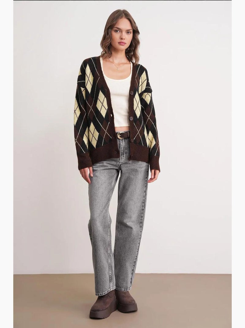 Cardigan oversize argyle com decote em v e botões mixray Castanho-claro - Kiabi