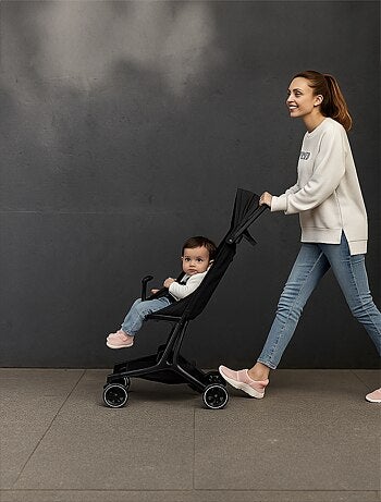 Carrinho de bebe PIKO Ultra compacto