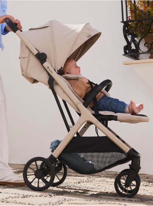 Carrinho de passeio compacto LIONELO Cloe Plus - Rodas grandes - Fecho auto - Ventilação - Kiabi Carrinho de passeio compacto LIONELO Cloe Plus - Rodas grandes - Fecho auto - Ventilação - Kiabi