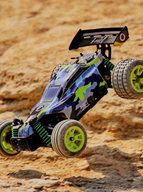 Carro telecomandado 4x4 OVERMAX X-Pace - 30 km/h - Luzes LED - Kiabi