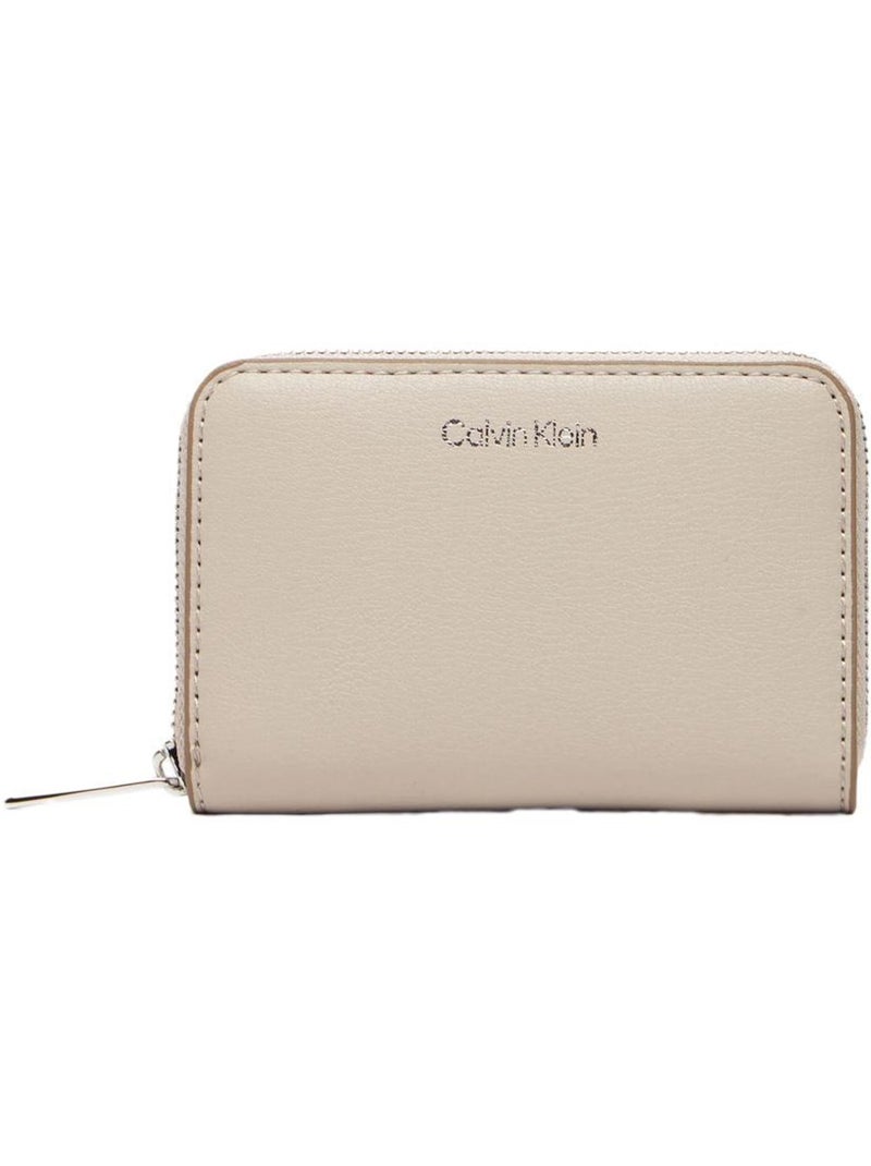 Carteira Feminina Bege Calvin Klein Jeans Foil Bege - Kiabi