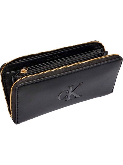 Carteira Masculina Preta Calvin Klein Jeans Bold para Homem - Kiabi Carteira Masculina Preta Calvin Klein Jeans Bold para Homem - Kiabi