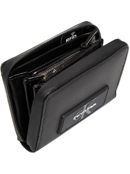 Carteira Masculina Preta Calvin Klein Jeans Utility - Kiabi Carteira Masculina Preta Calvin Klein Jeans Utility - Kiabi