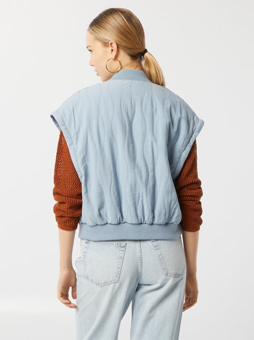 Casaco acolchoado 2 em 1 com mangas amovíveis - Kiabi