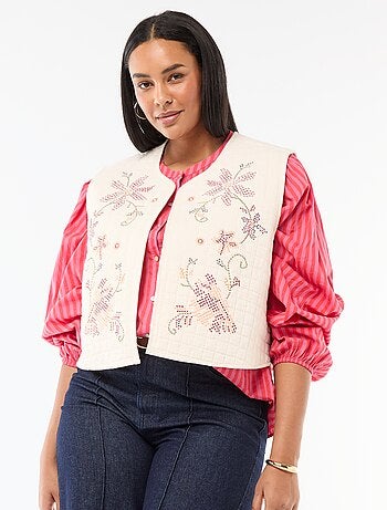 Casaco acolchoado com bordados