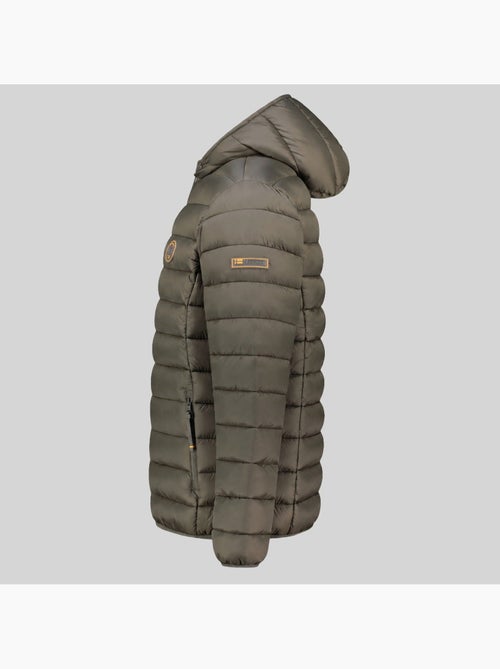 Casaco acolchoado com capuz amiglobolor hood – geographical norway - Kiabi Casaco acolchoado com capuz amiglobolor hood – geographical norway - Kiabi