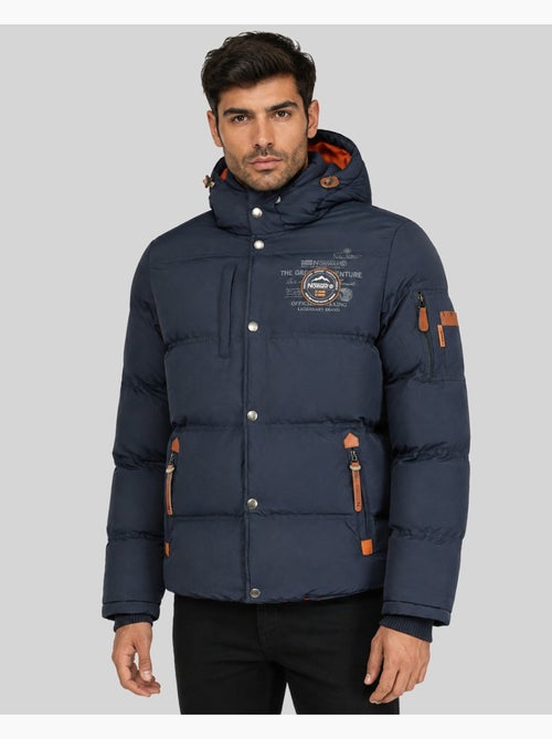 Casaco acolchoado com capuz verveine – geographical norway - Kiabi Casaco acolchoado com capuz verveine – geographical norway - Kiabi