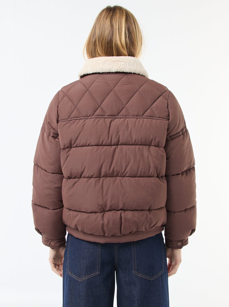 Casaco acolchoado com gola efeito ovelha Castanho - Kiabi