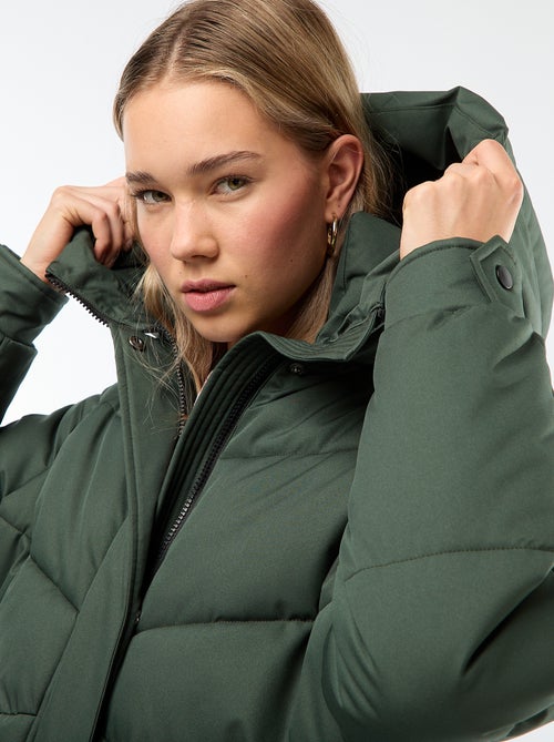 Casaco Acolchoado Comprido e Quente com Capuz - Kiabi