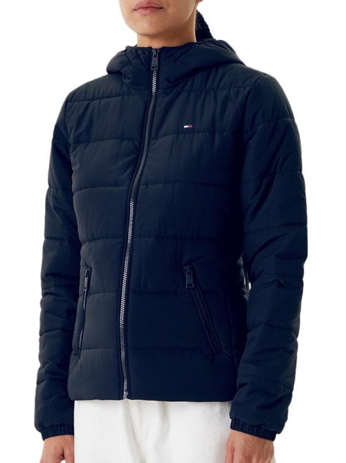 Casaco Acolchoado Feminino Tommy Hilfiger Azul-Marinho DW0DW20959 - Kiabi Casaco Acolchoado Feminino Tommy Hilfiger Azul-Marinho DW0DW20959 - Kiabi