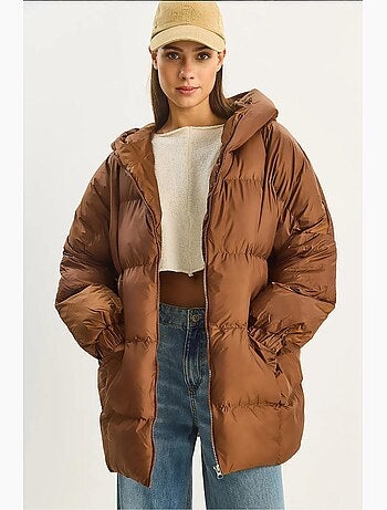 Casaco acolchoado grosso oversized com capuz lucci