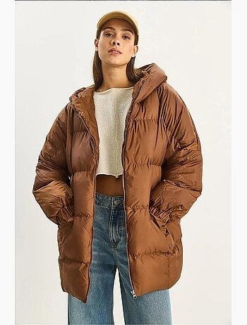 Casaco acolchoado grosso oversized com capuz lucci