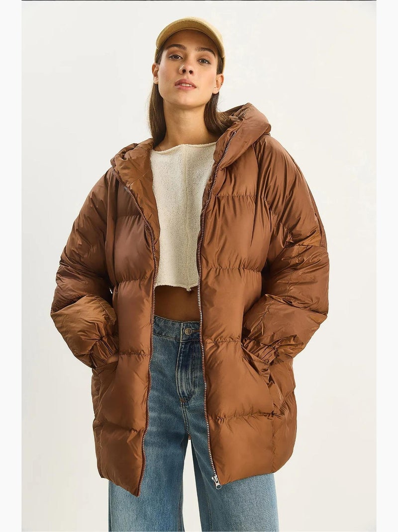 Casaco acolchoado grosso oversized com capuz lucci Castanho-chocolate - Kiabi