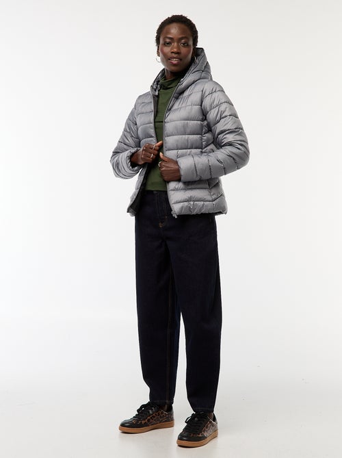 Casaco Acolchoado Leve com Capuz Liso - Kiabi