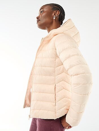 Casaco almofadado leve com capuz liso