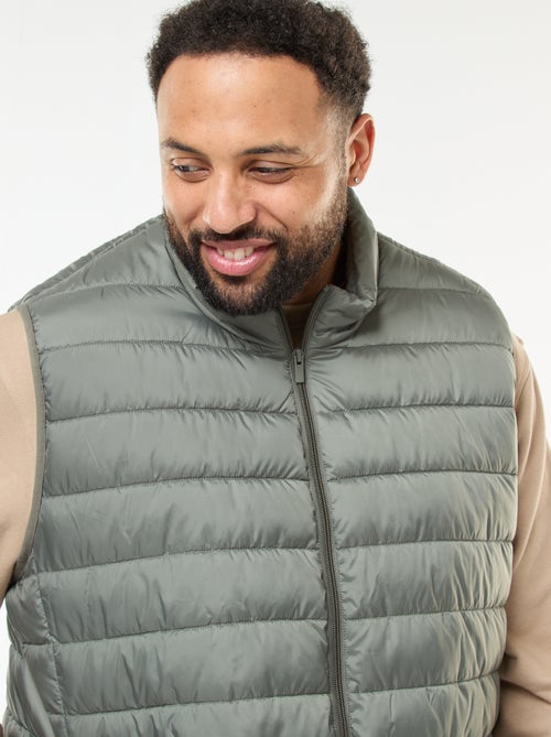 Casaco Acolchoado Leve Sem Mangas com Gola Subida - Kiabi