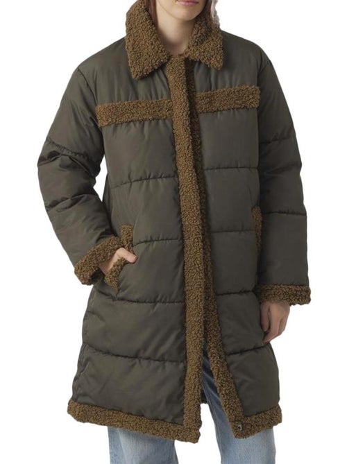 Casaco Acolchoado Marrom Feminino Vero Moda Teddy Boos - Kiabi Casaco Acolchoado Marrom Feminino Vero Moda Teddy Boos - Kiabi