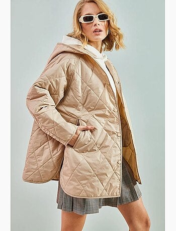 Casaco acolchoado oversized com capuz lucci
