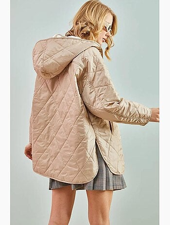 Casaco acolchoado oversized com capuz lucci
